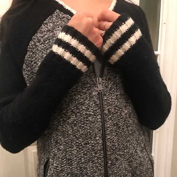 Winter sweater - Picture 2 of 11